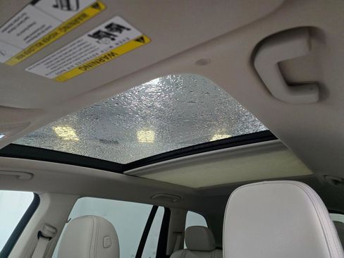 New 2026 Mercedes-Benz GLS 450 4MATIC image 32