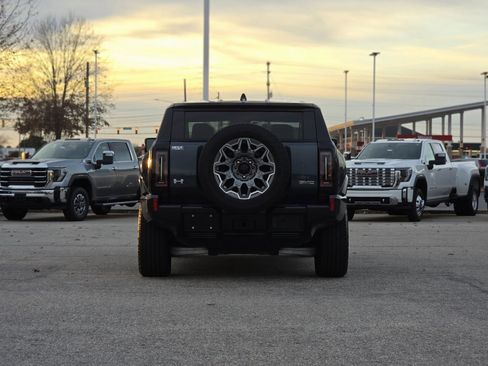 Used 2025 GMC Hummer EV 3X image 6