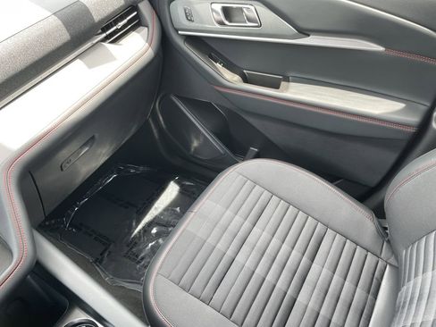 New 2026 Ford Explorer ST-Line w/ ST-Line Street Pack RWD image 18
