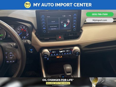 Used 2020 Toyota RAV4 XLE image 20