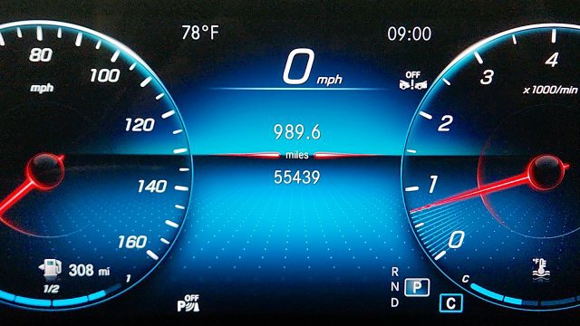 Used 2023 Mercedes-Benz GLB 250 w/ AMG Line image 60