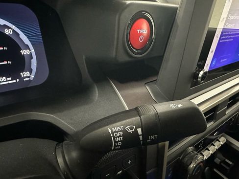 Used 2025 Toyota Tacoma TRD Off-Road w/ TRD Off Road Upgrade Package image 22