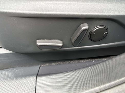 Used 2021 Ford Mustang Mach-E Premium RWD image 21