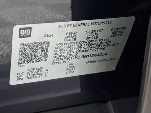 Used 2024 Chevrolet Suburban High Country w/ Advanced Technology Package image 38