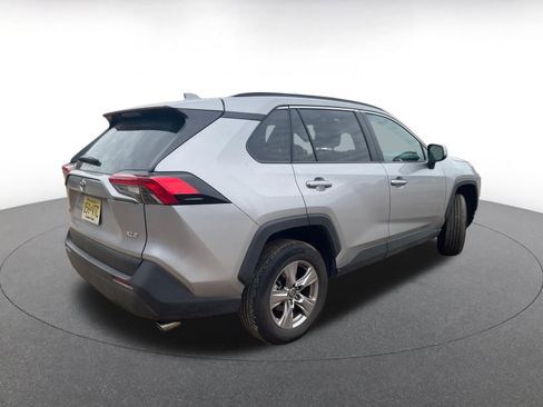 Used 2025 Toyota RAV4 XLE image 16