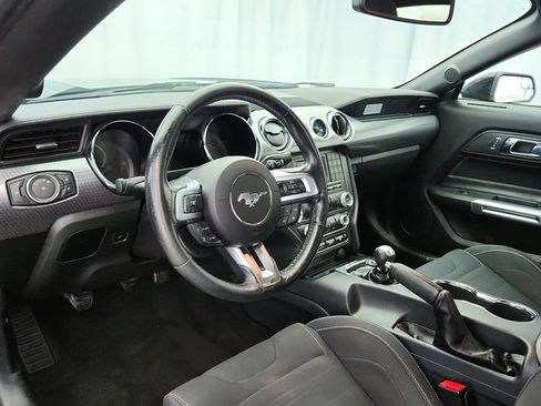 Used 2017 Ford Mustang GT w/ GT Performance Package RWD image 10