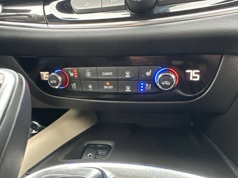 Used 2021 Buick Enclave Premium w/ Surround and Sites Package AWD/4WD image 75