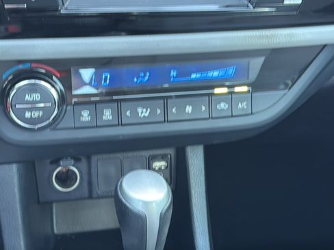 Used 2016 Toyota Corolla LE FWD image 27
