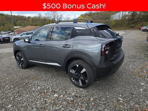 New 2026 Nissan Kicks SR w/ Cold Weather Package image 3