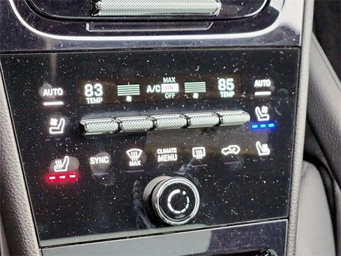 Used 2024 Porsche Cayenne S image 19