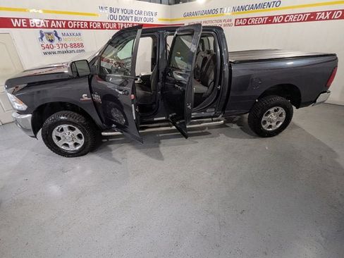 Used 2017 RAM 3500 Big Horn image 12