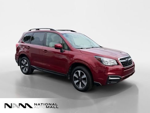 Used 2018 Subaru Forester 2.5i Premium w/ All-Weather Package AWD/4WD image 7