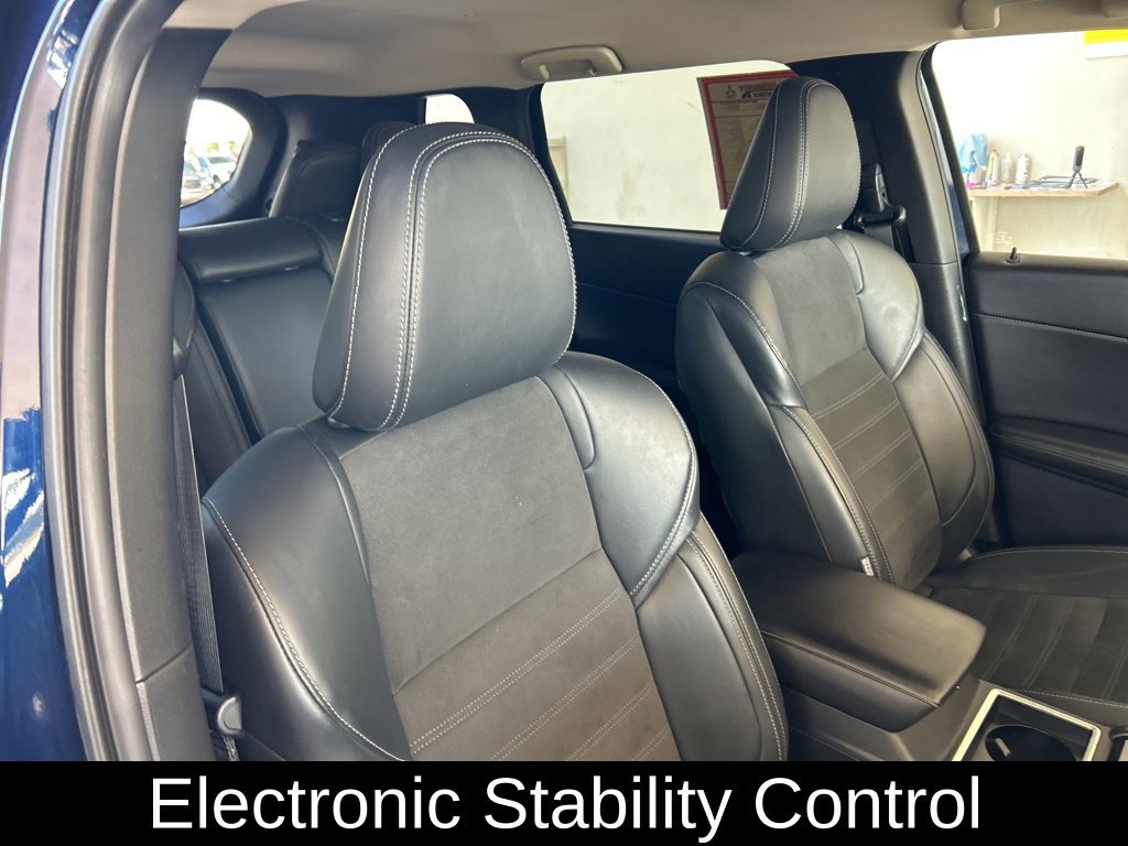 Used 2024 Mitsubishi Outlander SE Black Edition AWD/4WD image 23