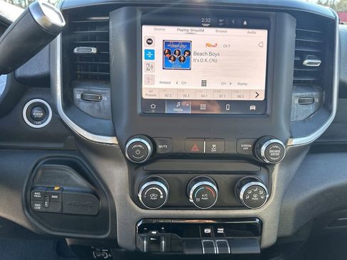 Used 2022 RAM 2500 Big Horn image 29