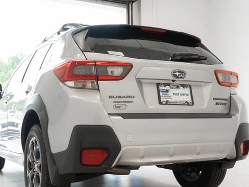 Used 2022 Subaru Crosstrek 2.5i Sport w/ Moonroof Package AWD/4WD image 7