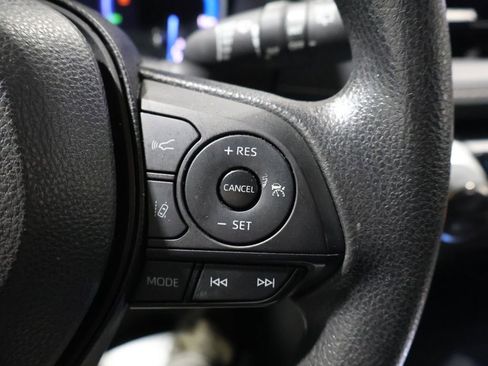 Used 2024 Toyota RAV4 XLE image 34