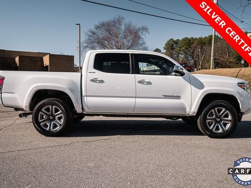 Certified 2018 Toyota Tacoma Limited image 9