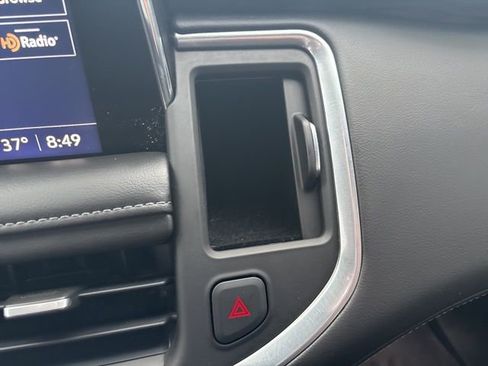 Used 2021 Chevrolet Tahoe Z71 w/ Luxury Package image 39