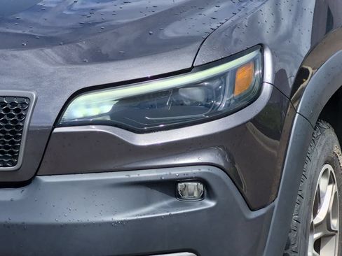 Used 2020 Jeep Cherokee Trailhawk w/ Cold Weather Group AWD/4WD image 11