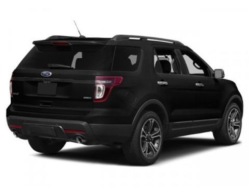 Used 2015 Ford Explorer Sport w/ Equipment Group 401A image 2