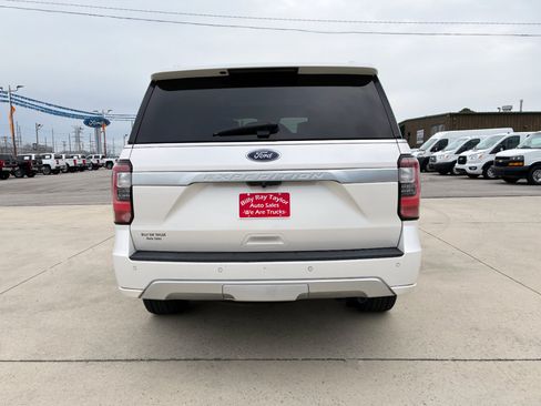 Used 2019 Ford Expedition Platinum image 6