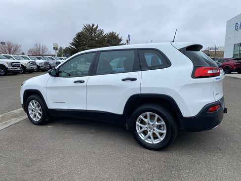 Used 2017 Jeep Cherokee Sport w/ Trailer Tow Group image 21