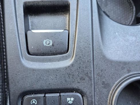 Certified 2025 Ford Ranger XL RWD image 6