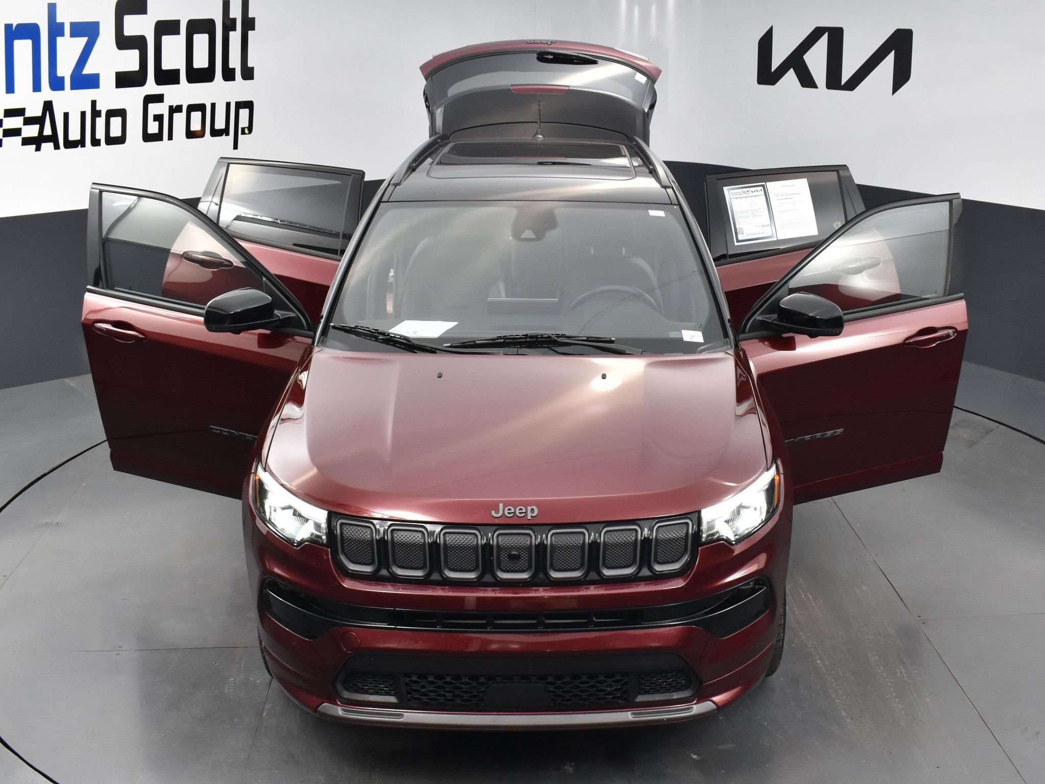Used 2022 Jeep Compass High Altitude AWD/4WD image 29