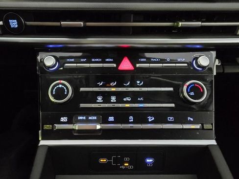New 2026 Hyundai Santa Fe SE AWD/4WD image 15