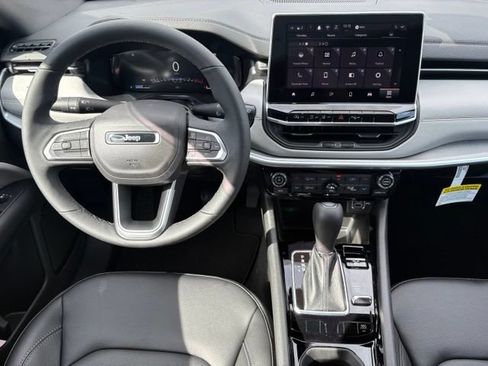 New 2026 Jeep Compass Limited AWD/4WD image 3