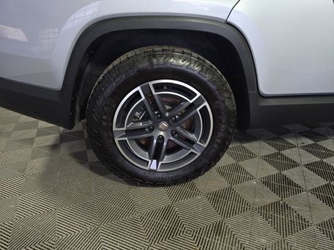 Used 2025 Rivian R1T Adventure AWD/4WD image 12