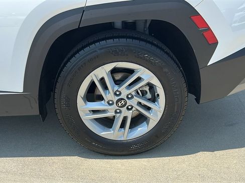 Used 2026 Hyundai Tucson SE FWD image 17