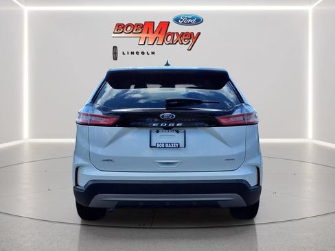 Used 2023 Ford Edge SEL w/ Convenience Package AWD/4WD image 6