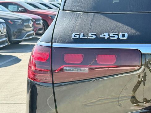 New 2025 Mercedes-Benz GLS 450 4MATIC image 10