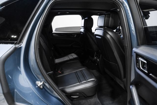 Used 2019 Porsche Cayenne AWD/4WD image 35