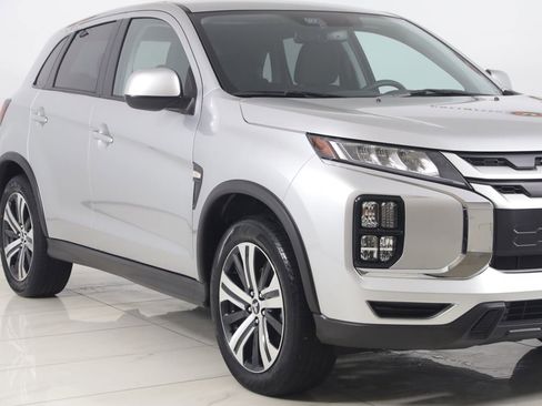 Used 2025 Mitsubishi Outlander Sport AWD image 31