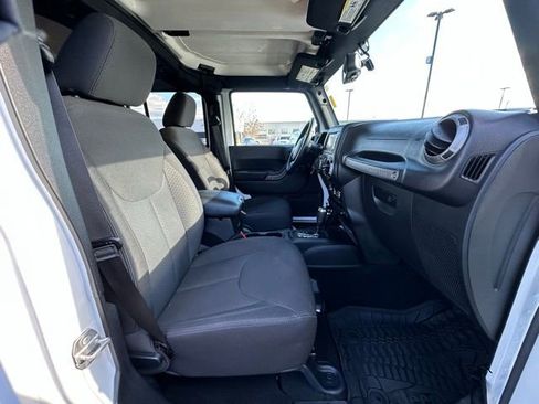 Used 2016 Jeep Wrangler Unlimited Sport w/ Quick Order Package 24S image 27