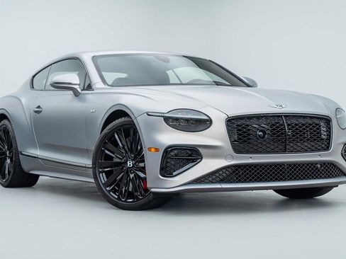 Used 2025 Bentley Continental GT Speed image 12