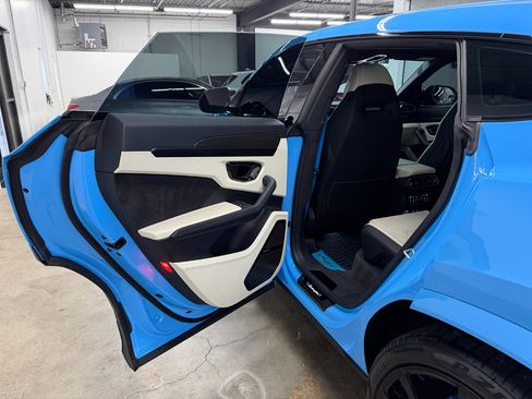 Used 2023 Lamborghini Urus S image 20