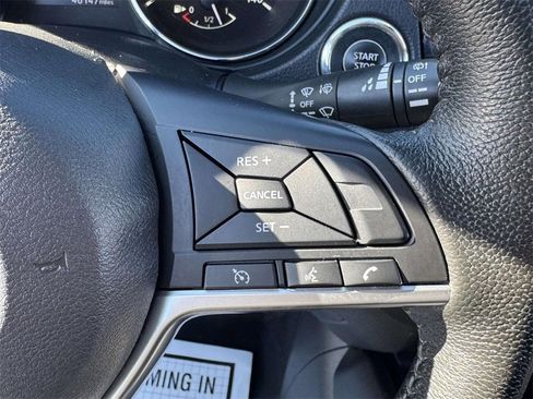 Used 2020 Nissan Rogue SV image 19