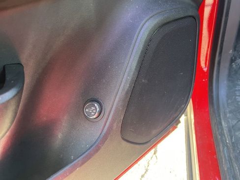 Used 2020 Chevrolet Blazer LT image 26