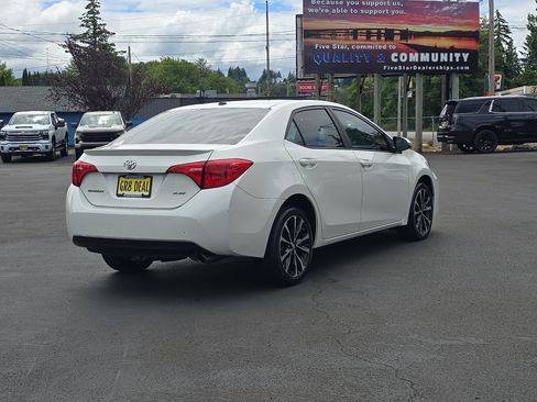 Used 2018 Toyota Corolla XSE w/ Carpet Mat Package (TMS) FWD image 5