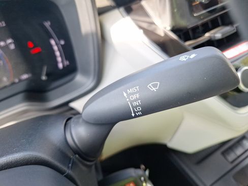 Used 2026 Toyota Corolla Cross L FWD image 22