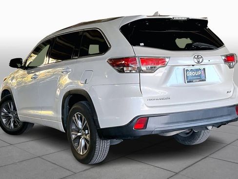 Used 2014 Toyota Highlander XLE image 11