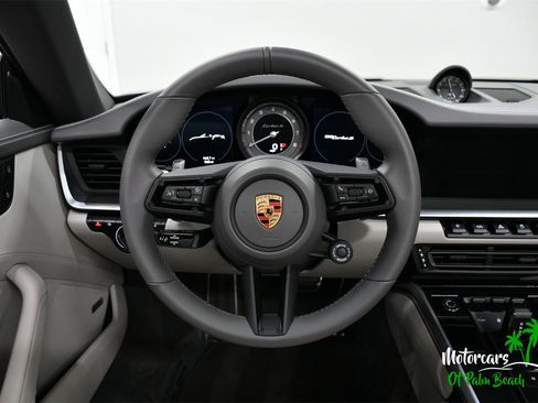 Used 2022 Porsche 911 Turbo S image 31