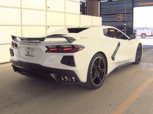Used 2023 Chevrolet Corvette Stingray Preferred Conv w/ Z51 Performance Package RWD image 2