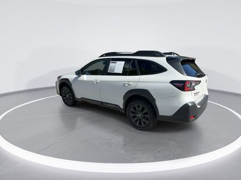 Used 2023 Subaru Outback Onyx Edition XT AWD/4WD image 6