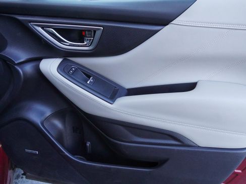 Used 2019 Subaru Forester Limited w/ Popular Package #3 image 32