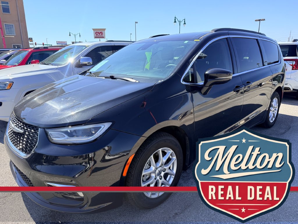 Used 2022 Chrysler Pacifica Touring-L FWD image 1