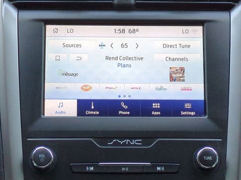 Used 2020 Ford Fusion SEL image 17